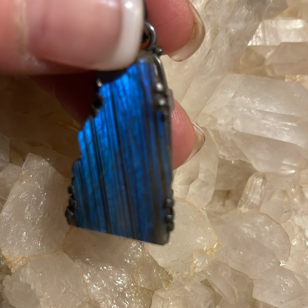 No brand, Necklace, crystal labordoite, blue. - Picture 9 of 16